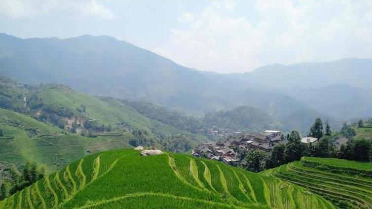 鳳凰出發(fā)至桂林龍脊梯田自駕游游玩攻略，住山頂看日出感受自然之美