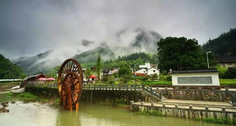 春節(jié)假期國內(nèi)最值得去的15個自駕游景點(diǎn)，避開人山人海、賞花、看雪、品年味