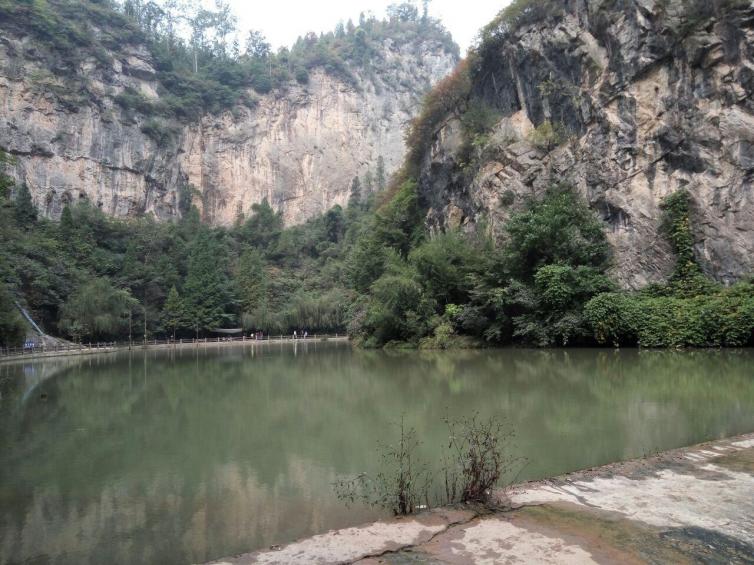 沿著隴南這條高速段走，不知不覺(jué)間收獲甘肅美景！挑個(gè)時(shí)間趕緊自駕出發(fā)吧！