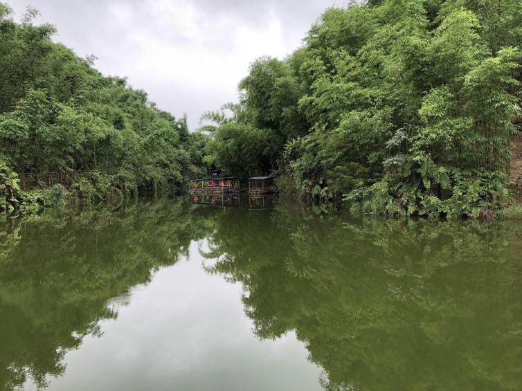 成都出發(fā)風(fēng)格不一的6條自駕路線推薦，周末一定要去耍一耍!