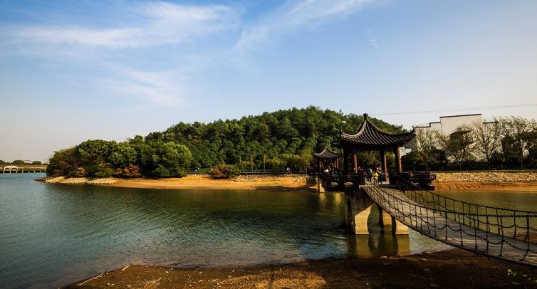 暑假國內避暑自駕游去哪里好玩，6個南北避暑自駕游旅游勝地好去處推薦