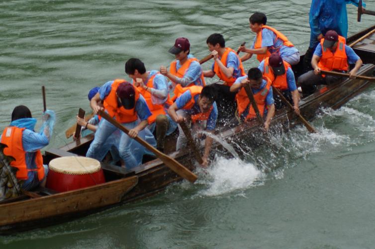 夏季安徽省內(nèi)去哪漂流，8個(gè)安徽周邊的漂流降暑的好去處，安徽一日自駕游路線(xiàn)攻略