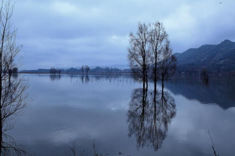 11月國(guó)內(nèi)自駕游最佳旅游目的地推薦，看看國(guó)內(nèi)的五彩斑斕的童話世界