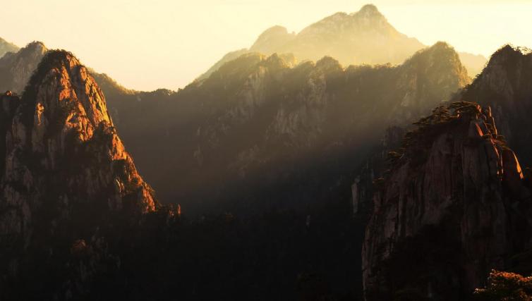 周末黃山自駕游去哪兒好玩，3個黃山自駕游美景線路攻略推薦