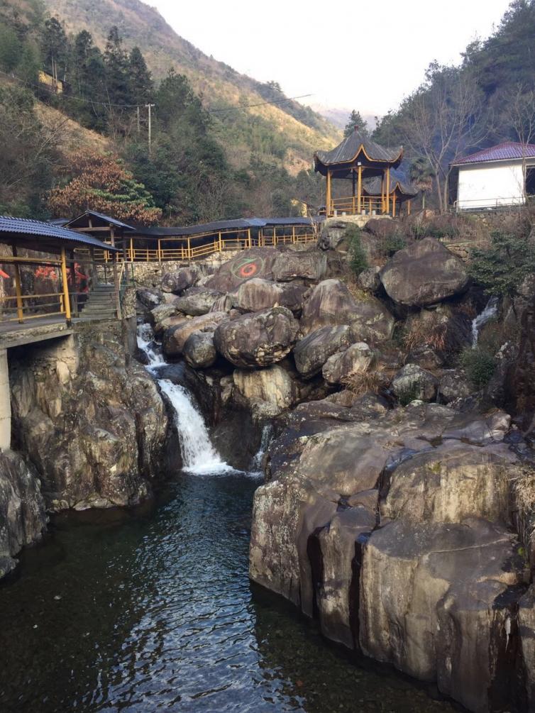 3條中秋節(jié)杭州到臨安自駕游路線推薦，沿途路線景色各有特色