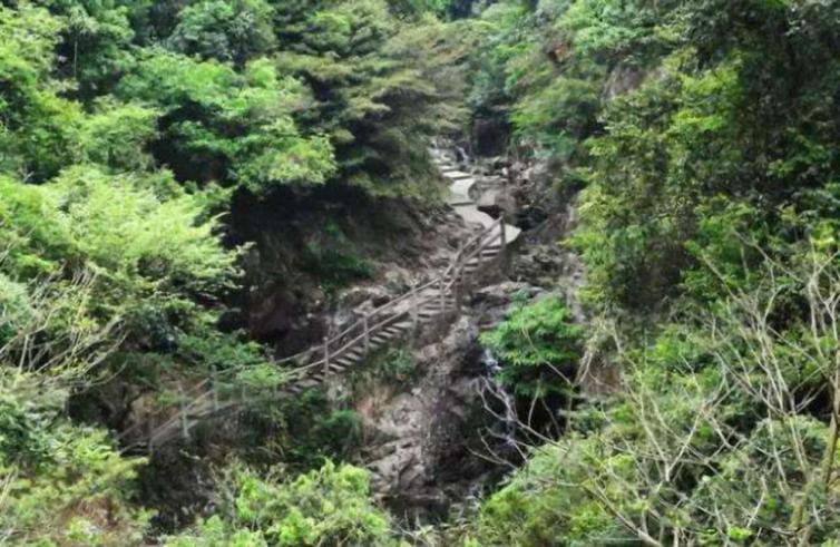 福州周末爬山踏青最美20條自駕游線路全攻略，福州周邊自駕經(jīng)去哪兒好玩？