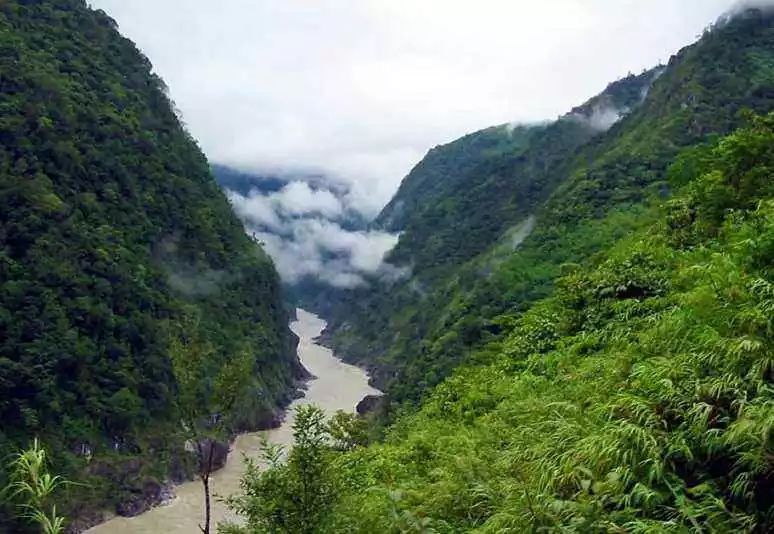 春節(jié)自駕游最值得去的三大路線攻略，最美的風(fēng)景永遠(yuǎn)在去自駕的路上