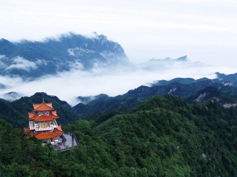 周末白云山周邊自駕游去哪兒好玩，有趣的白云山自駕游美景線路攻略推薦