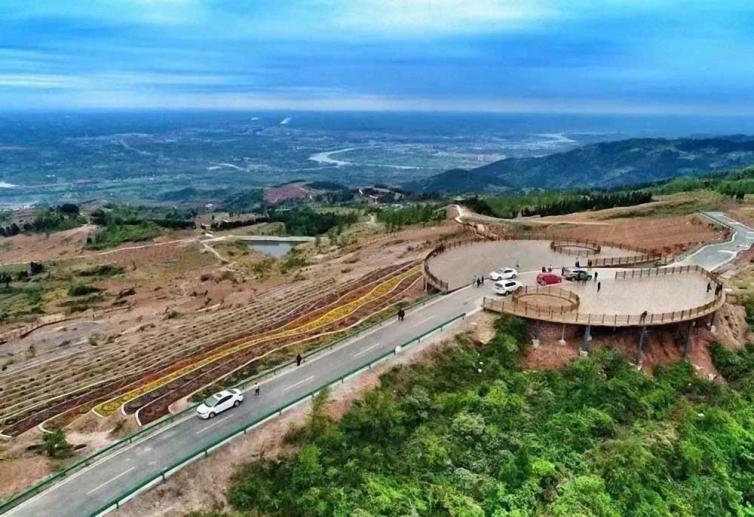 周末成都出發(fā)賞花、爬山、玩湖1日自駕游線路推薦，成都周邊自駕游去哪好玩