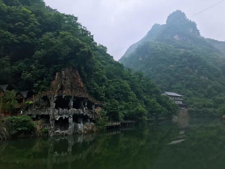 湖北周邊2-3日自駕游好去處推薦，6個(gè)湖北周邊最親近大自然自駕游景點(diǎn)路線攻略