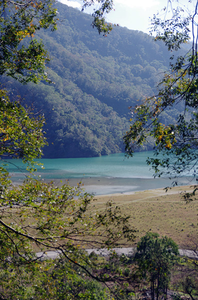 萬(wàn)大水庫(kù)(碧湖)