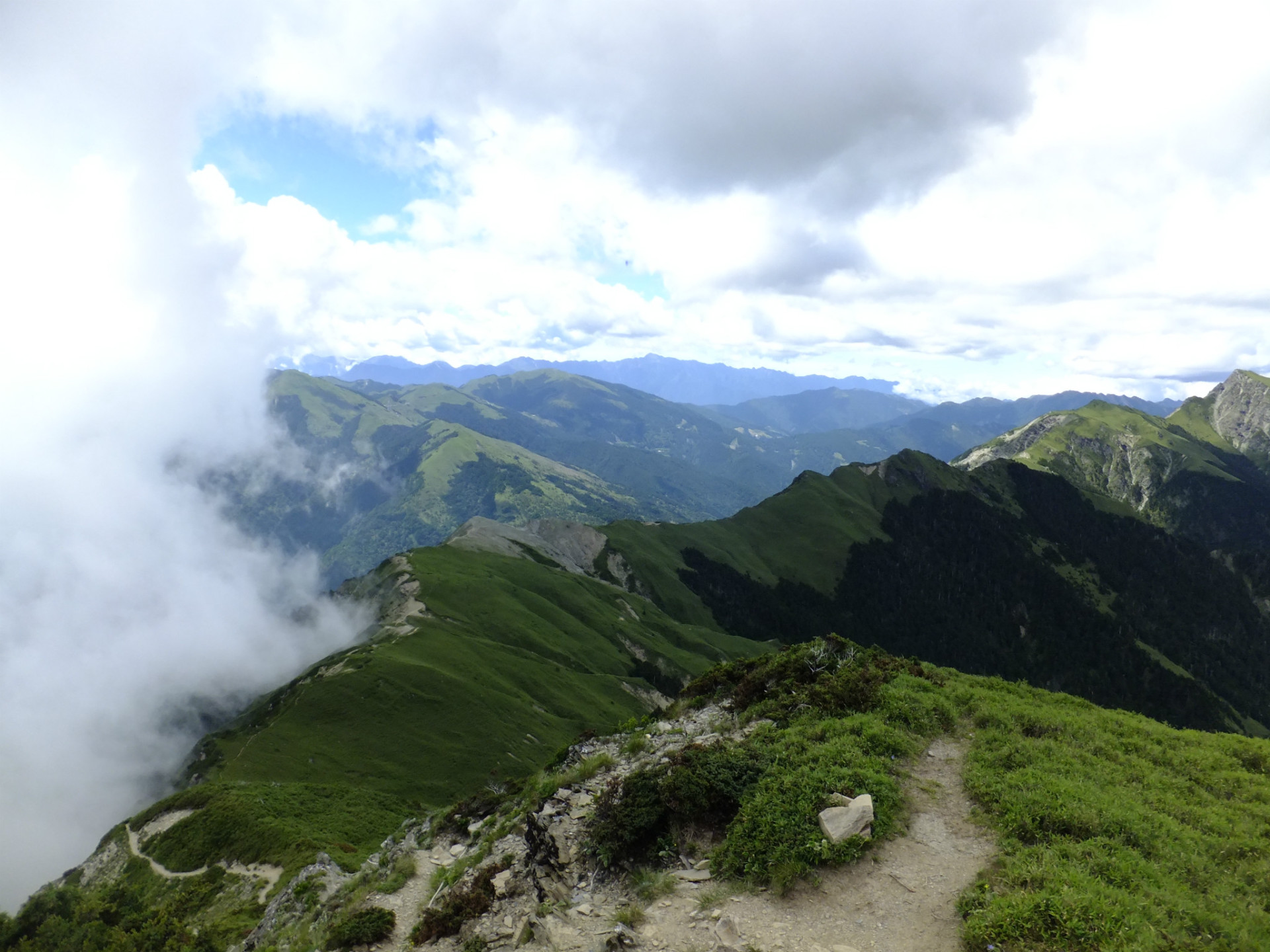 奇萊山